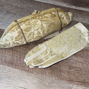 Vintage 1950’s Womens Metallic Jacquard Chain Handle Clutch and Gloves Gold Crea